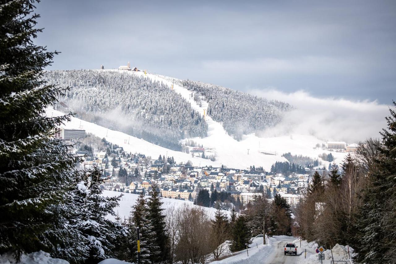 Ski Chalet Klinovec Loučná pod Klínovcem Dış mekan fotoğraf