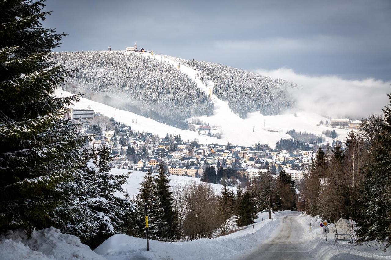 Ski Chalet Klinovec Loučná pod Klínovcem Dış mekan fotoğraf