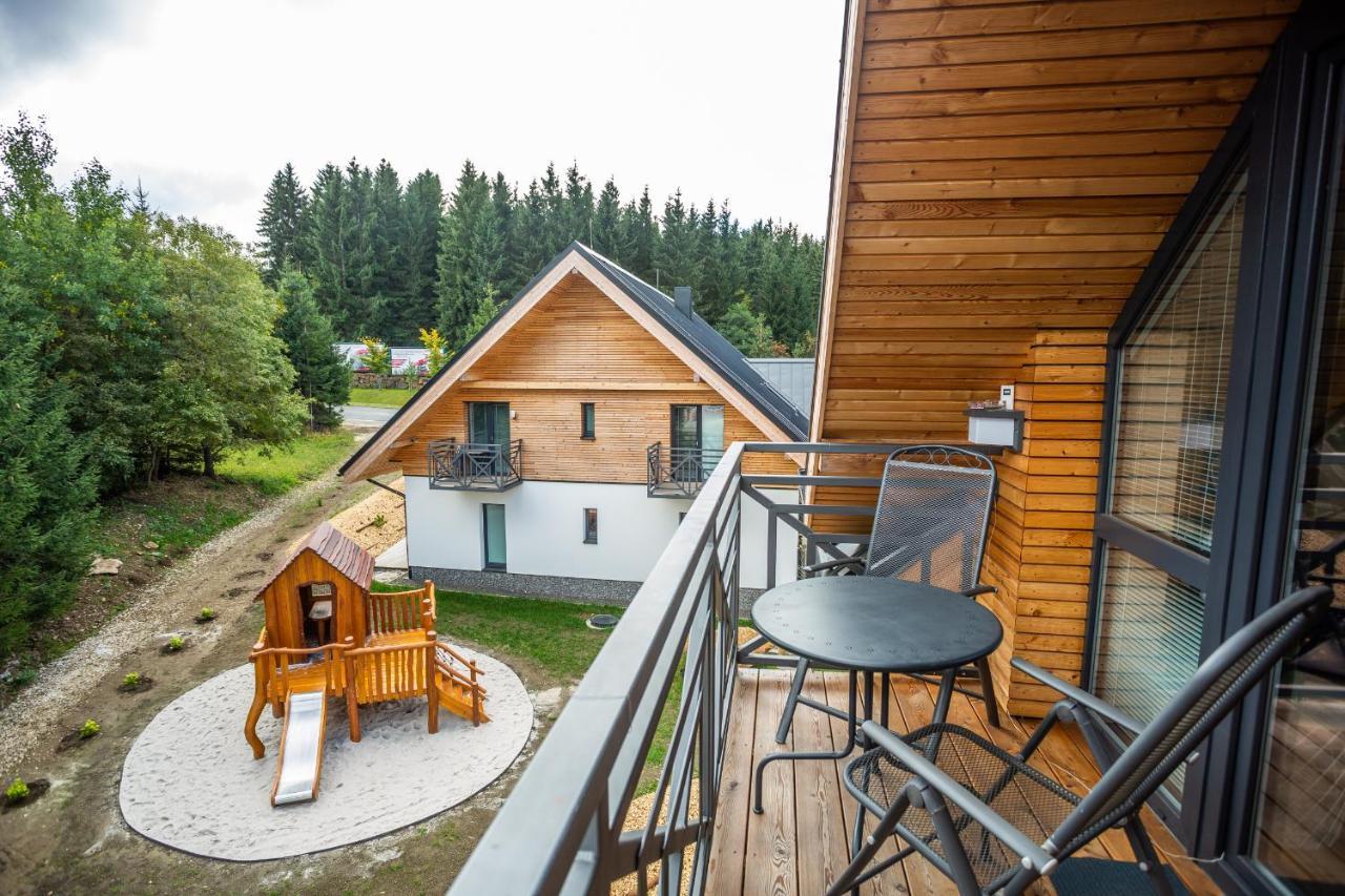 Ski Chalet Klinovec Loučná pod Klínovcem Dış mekan fotoğraf