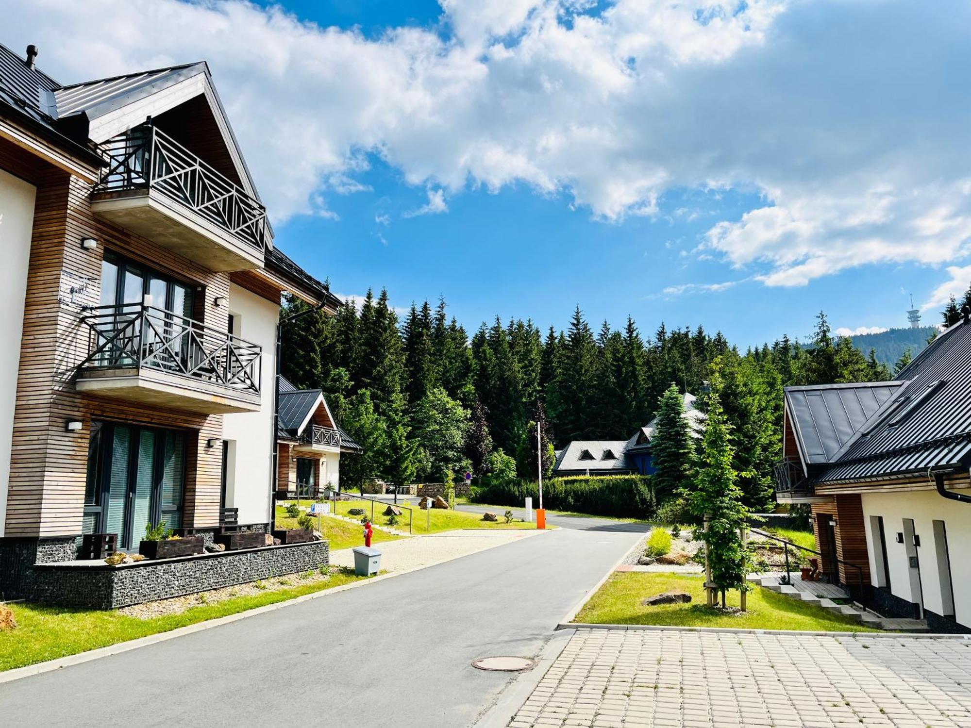 Ski Chalet Klinovec Loučná pod Klínovcem Dış mekan fotoğraf
